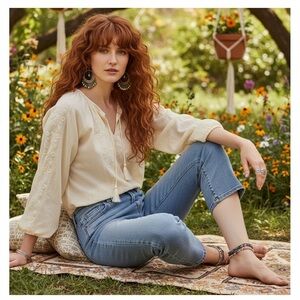 Silver Jeans Suki Capri Blue Denim Size 32